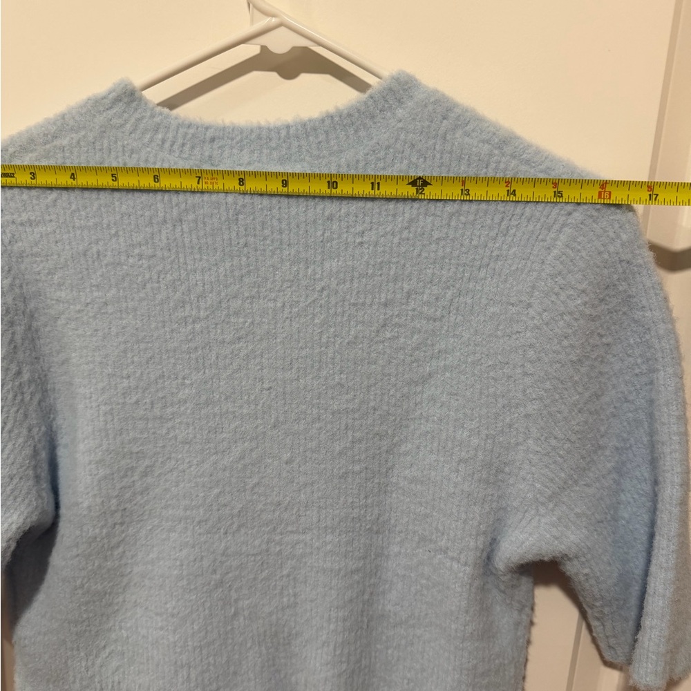 House of Harlow 1960 Blue Cropped Cardigan Short Sleeve Pearl Rhinestone Button - Picture 11 of 13